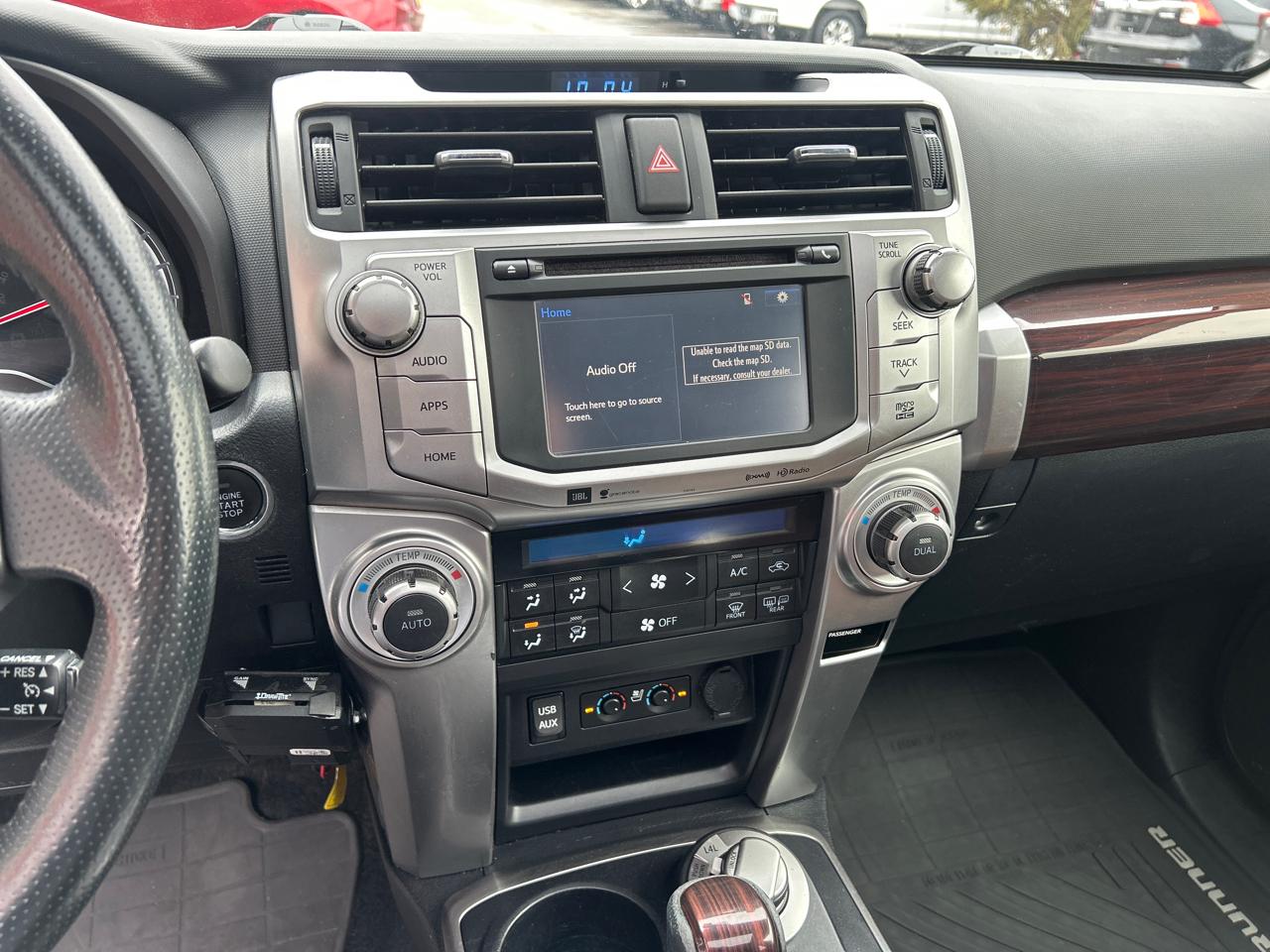 Toyota 4Runner Limited 4D SUV 4WD V6 2016