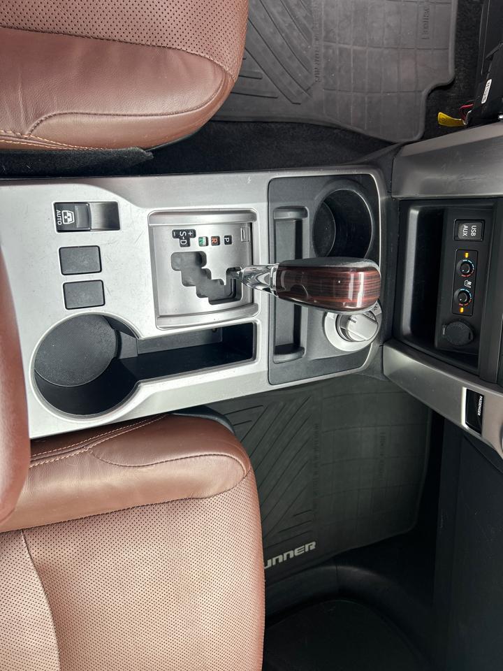 Toyota 4Runner Limited 4D SUV 4WD V6 2016