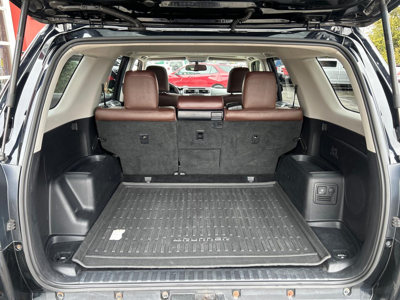 Toyota 4Runner Limited 4D SUV 4WD V6 2016