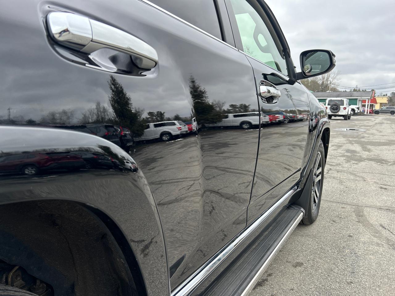 Toyota 4Runner Limited 4D SUV 4WD V6 2016