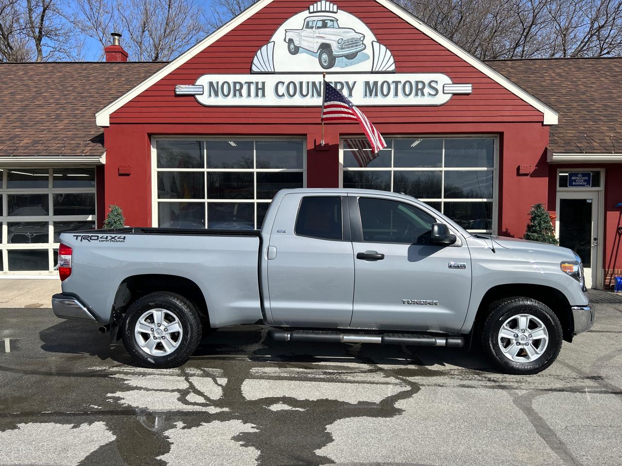 Toyota Tundra 4WD SR5 Double Cab 6.5' Bed 5.7L (Natl) 2018