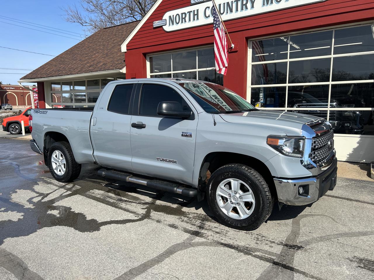 Toyota Tundra 4WD SR5 Double Cab 6.5' Bed 5.7L (Natl) 2018