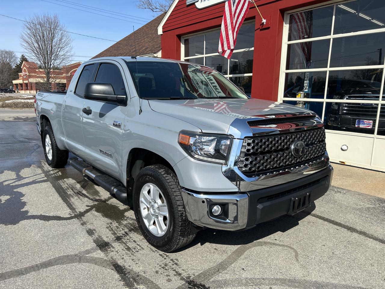 Toyota Tundra 4WD SR5 Double Cab 6.5' Bed 5.7L (Natl) 2018