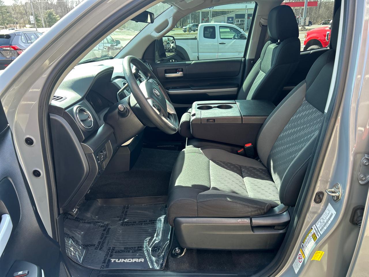 Toyota Tundra 4WD SR5 Double Cab 6.5' Bed 5.7L (Natl) 2018