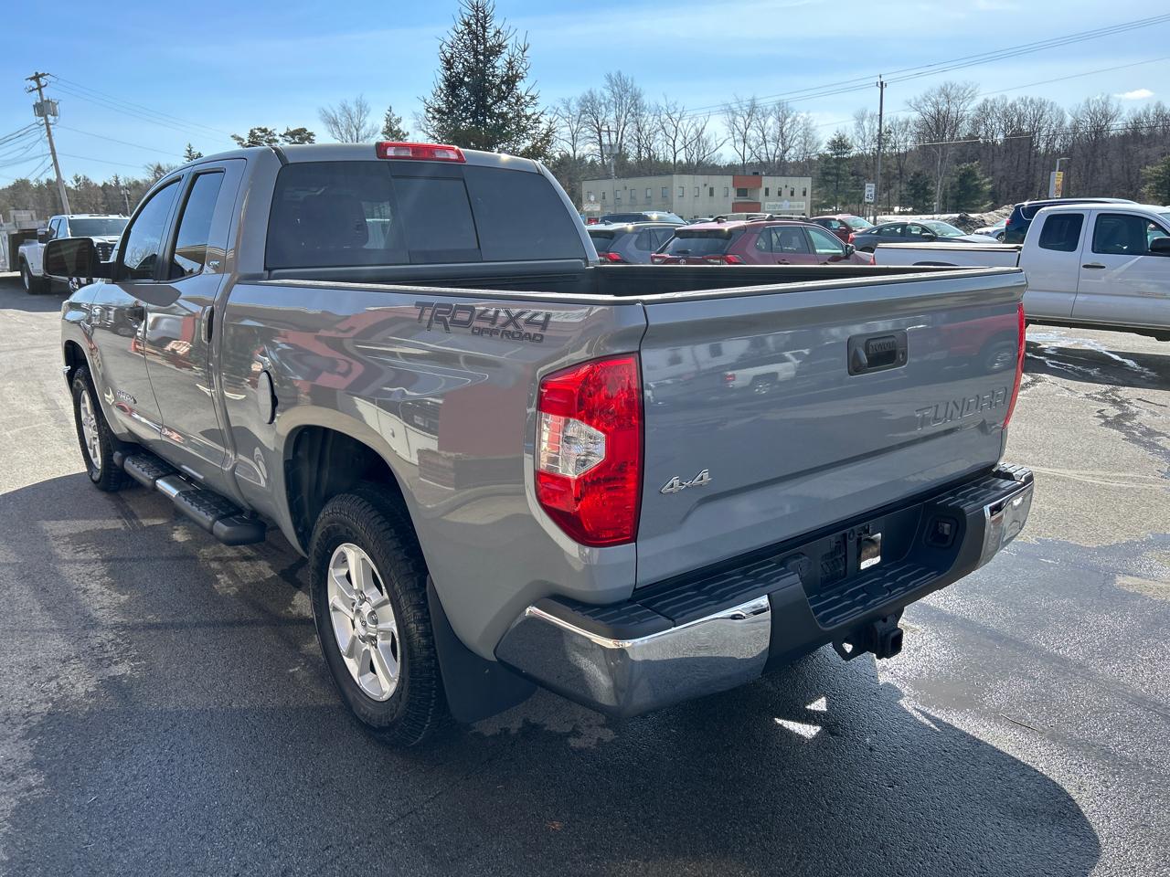 Toyota Tundra 4WD SR5 Double Cab 6.5' Bed 5.7L (Natl) 2018
