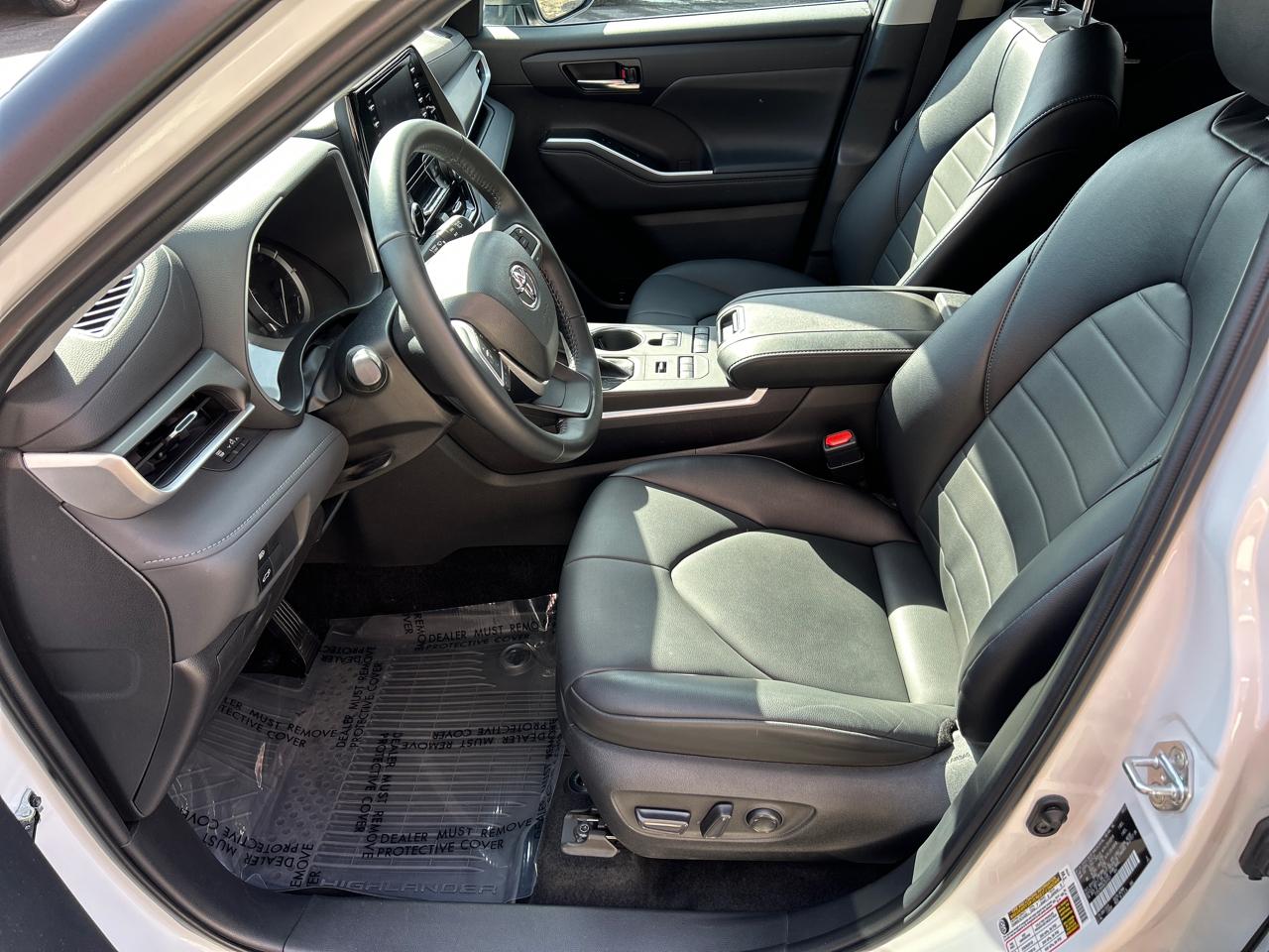 Toyota Highlander XLE AWD (Natl) 2022