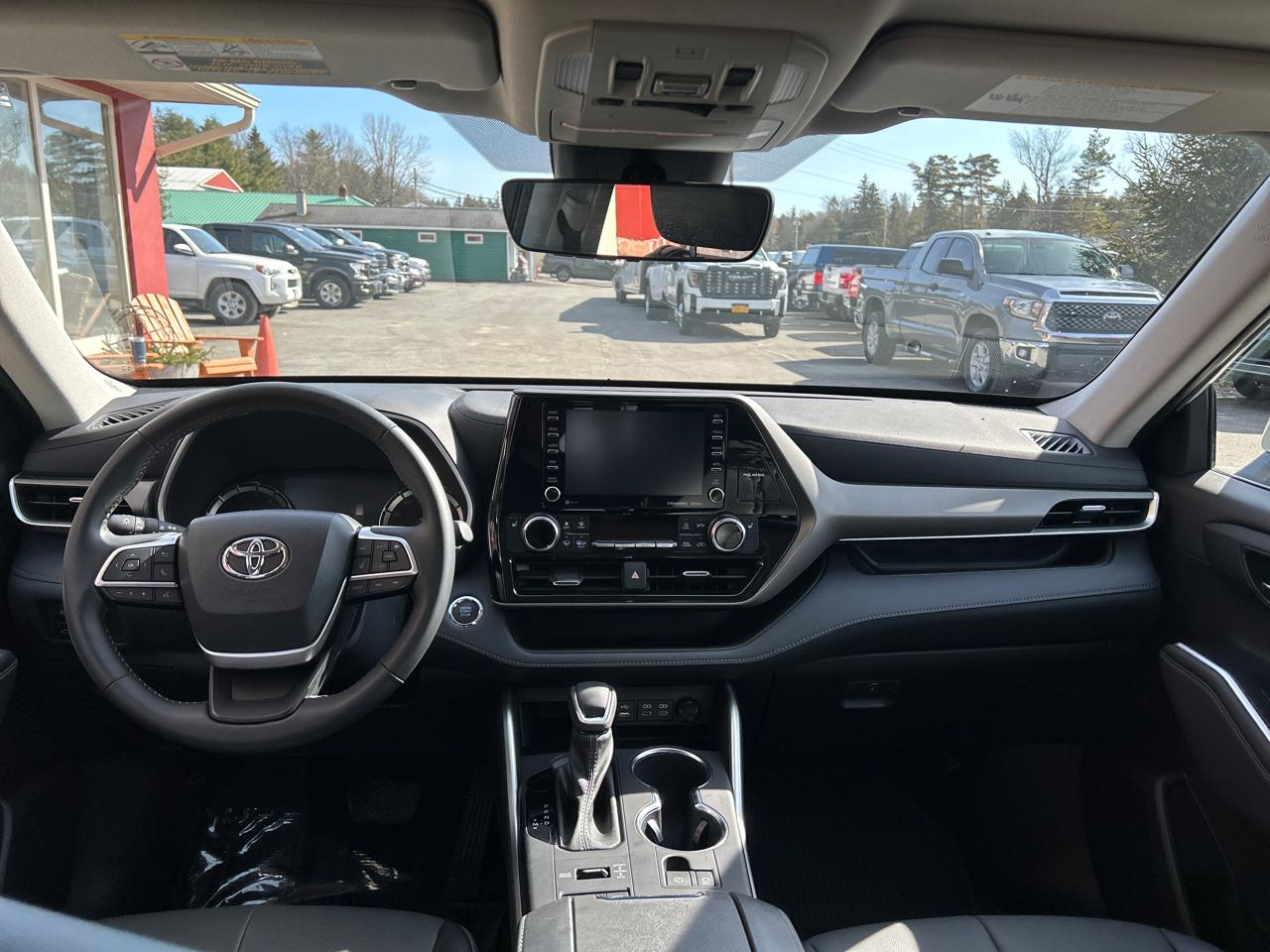 Toyota Highlander XLE AWD (Natl) 2022