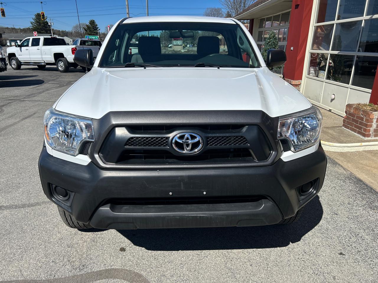 Toyota Tacoma 4WD Reg Cab I4 MT (Natl) 2014