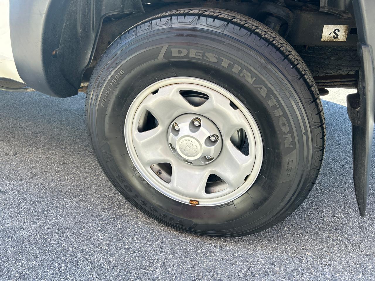 Toyota Tacoma 4WD Reg Cab I4 MT (Natl) 2014