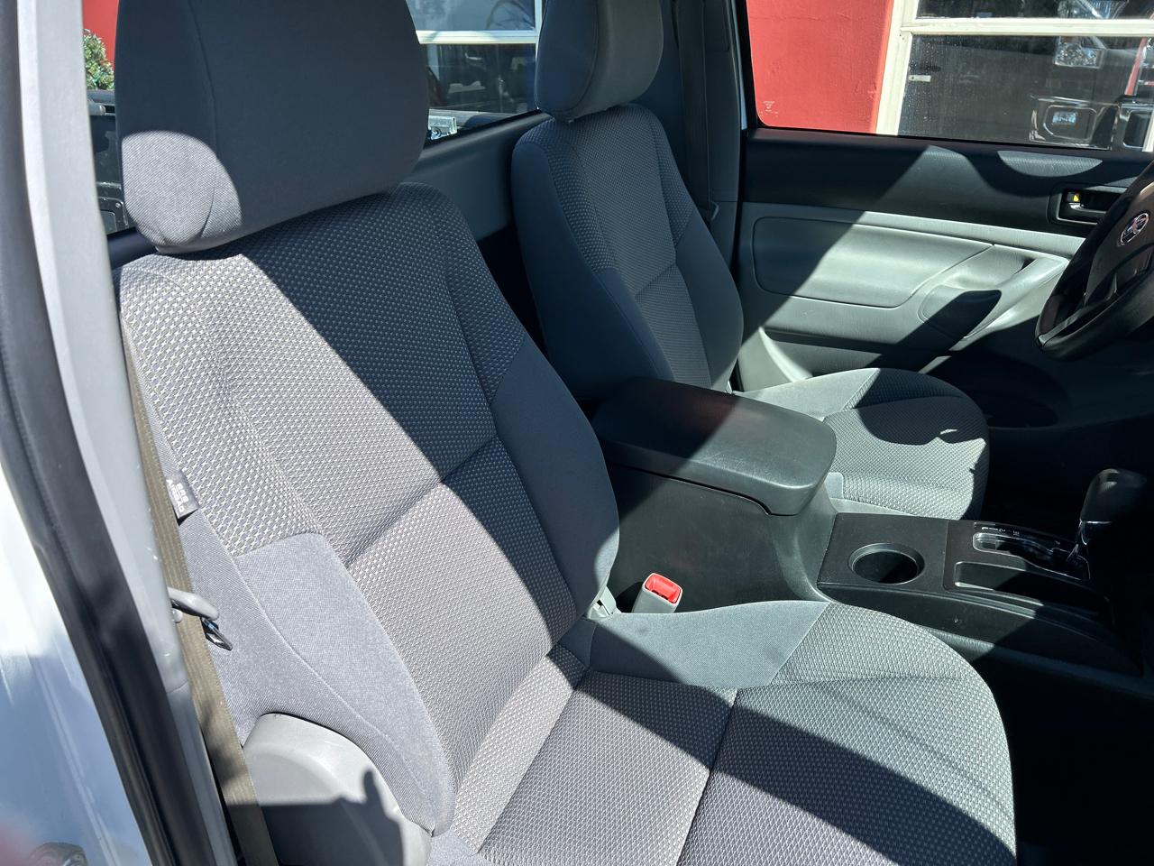 Toyota Tacoma 4WD Reg Cab I4 MT (Natl) 2014