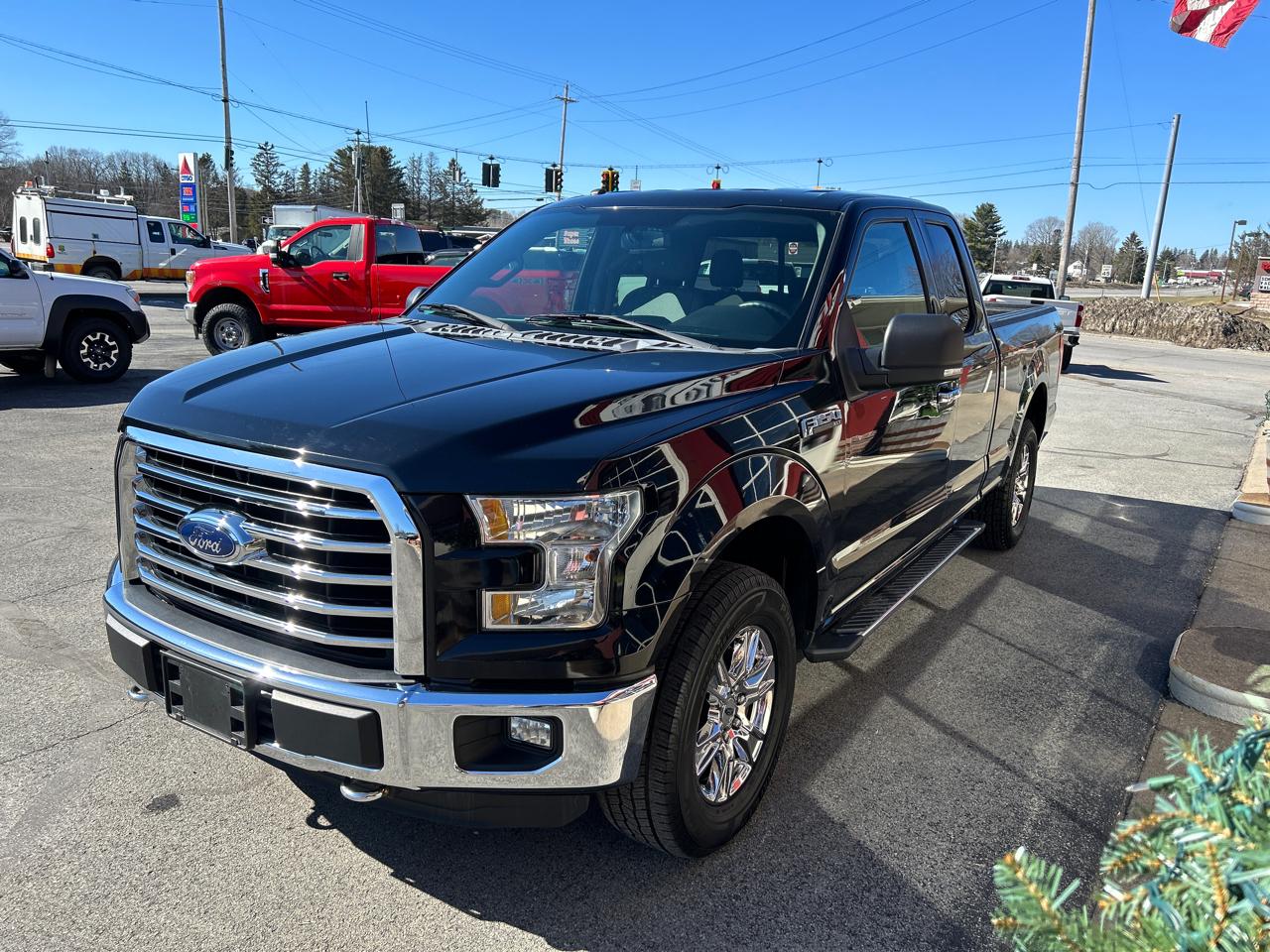 Ford F-150 4WD SuperCab 145" XLT 2016