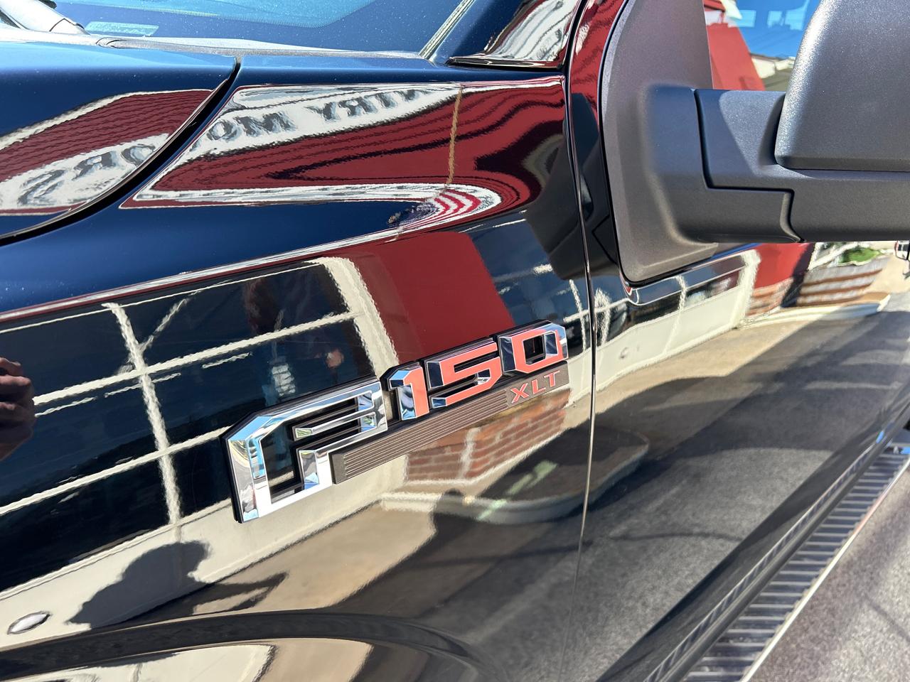 Ford F-150 4WD SuperCab 145" XLT 2016