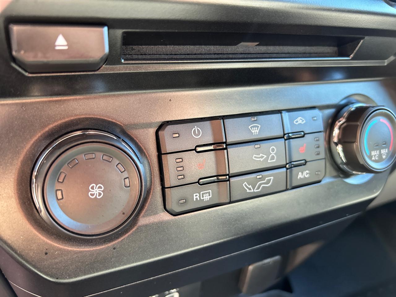 Ford F-150 4WD SuperCab 145" XLT 2016