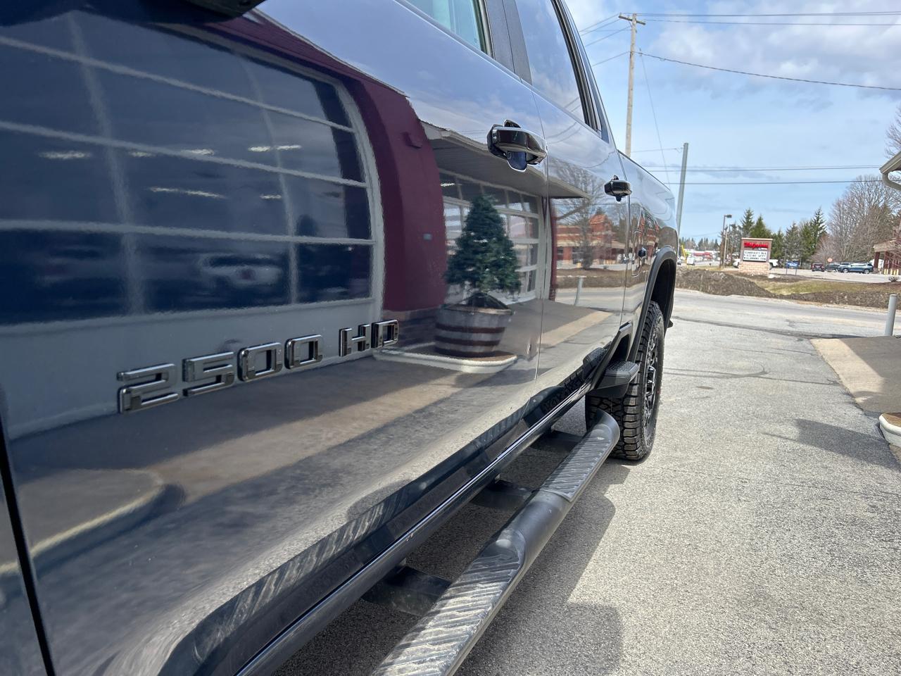 Chevrolet Silverado 2500HD 4WD Crew Cab 159" LT 2022
