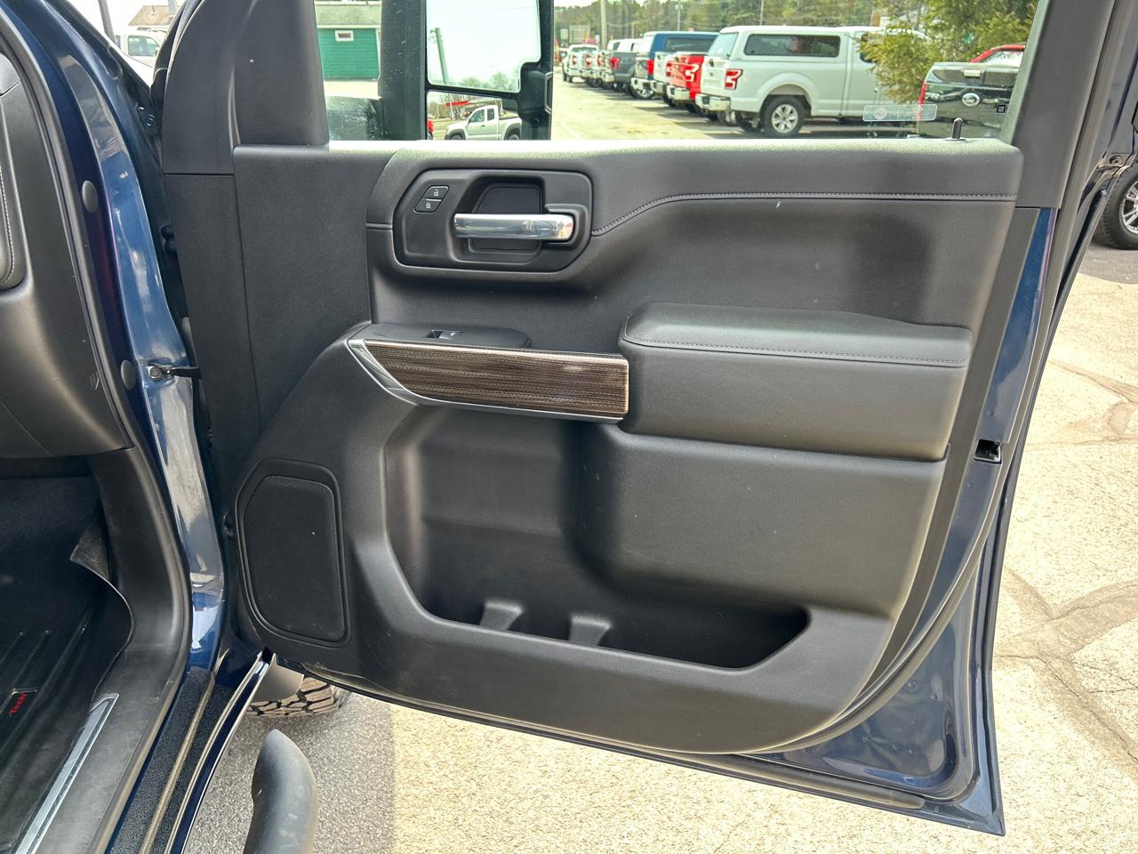 Chevrolet Silverado 2500HD 4WD Crew Cab 159" LT 2022