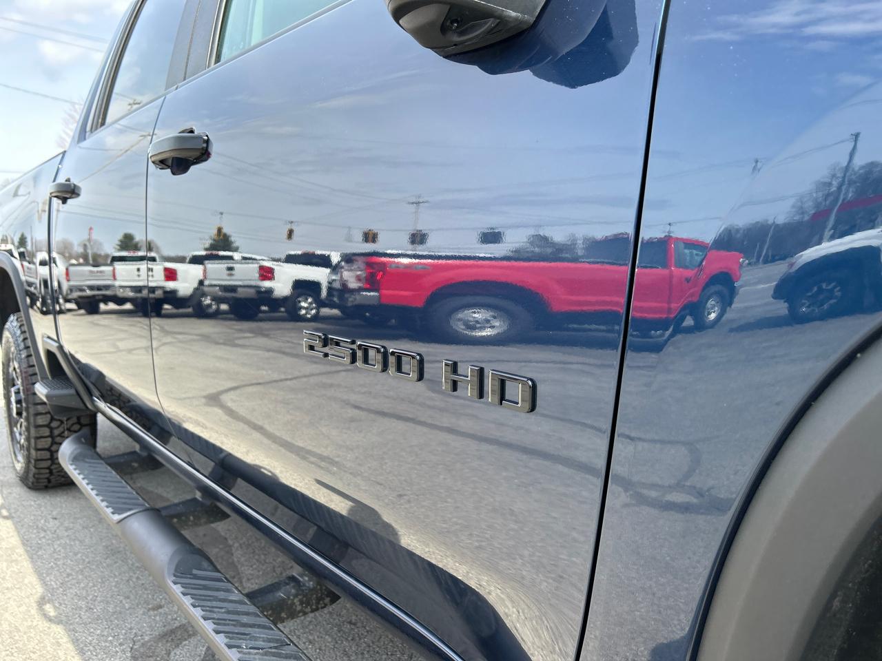 Chevrolet Silverado 2500HD 4WD Crew Cab 159" LT 2022