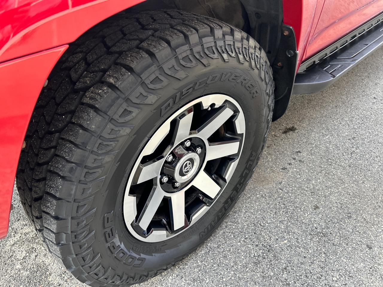 Toyota 4Runner TRD Off Road Premium 4WD (Natl) 2022