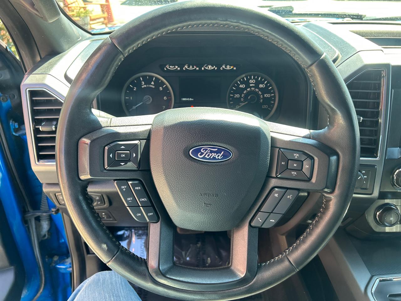 Ford F-150 4WD SuperCab 145" XLT 2019