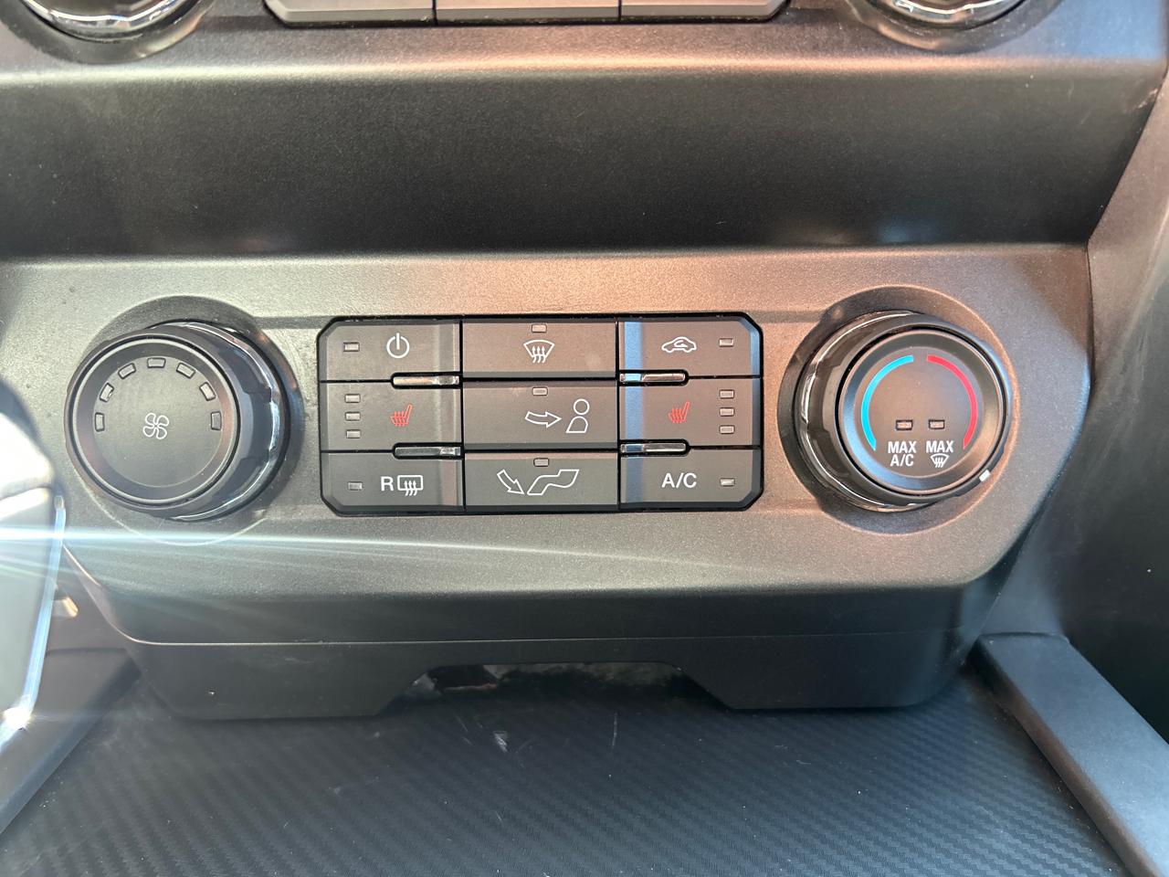 Ford F-150 4WD SuperCab 145" XLT 2019