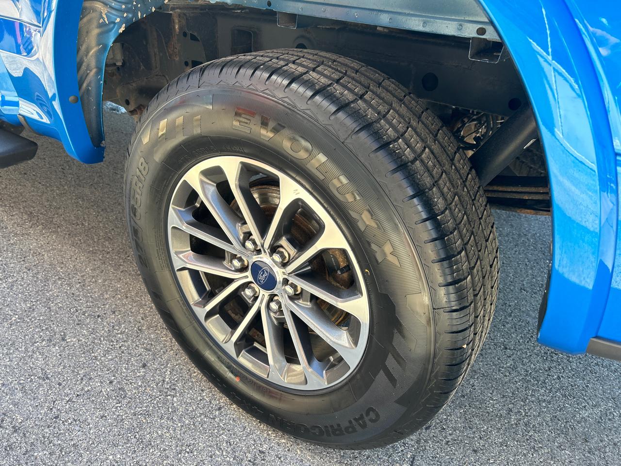 Ford F-150 4WD SuperCab 145" XLT 2019