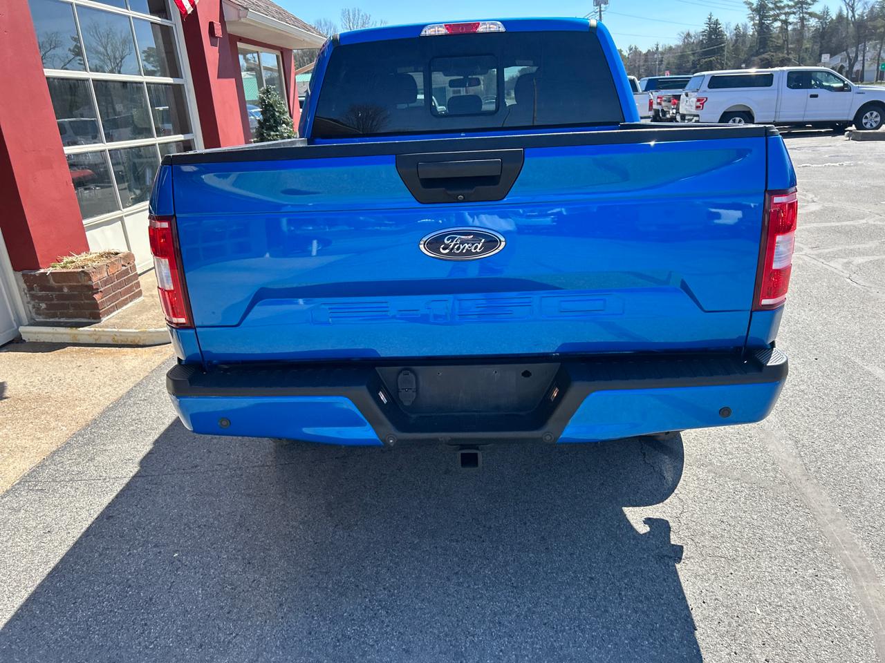 Ford F-150 4WD SuperCab 145" XLT 2019