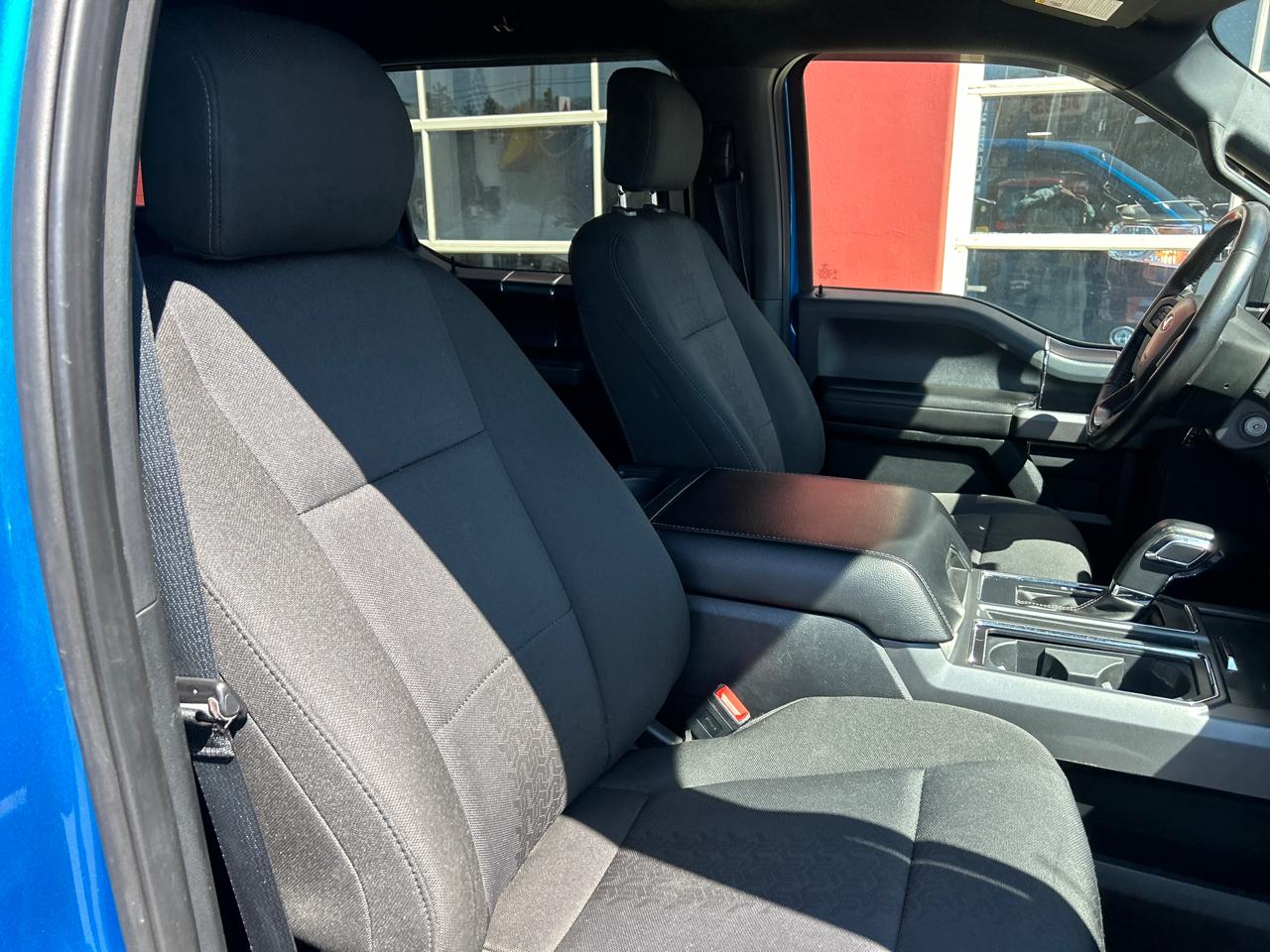 Ford F-150 4WD SuperCab 145" XLT 2019