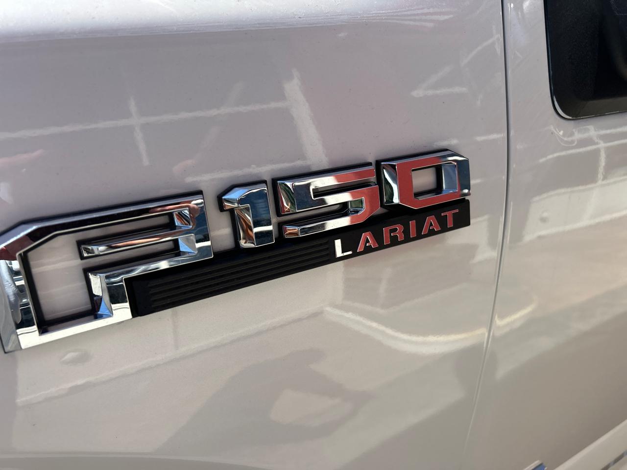 Ford F-150 4WD SuperCrew 145" Lariat 2016