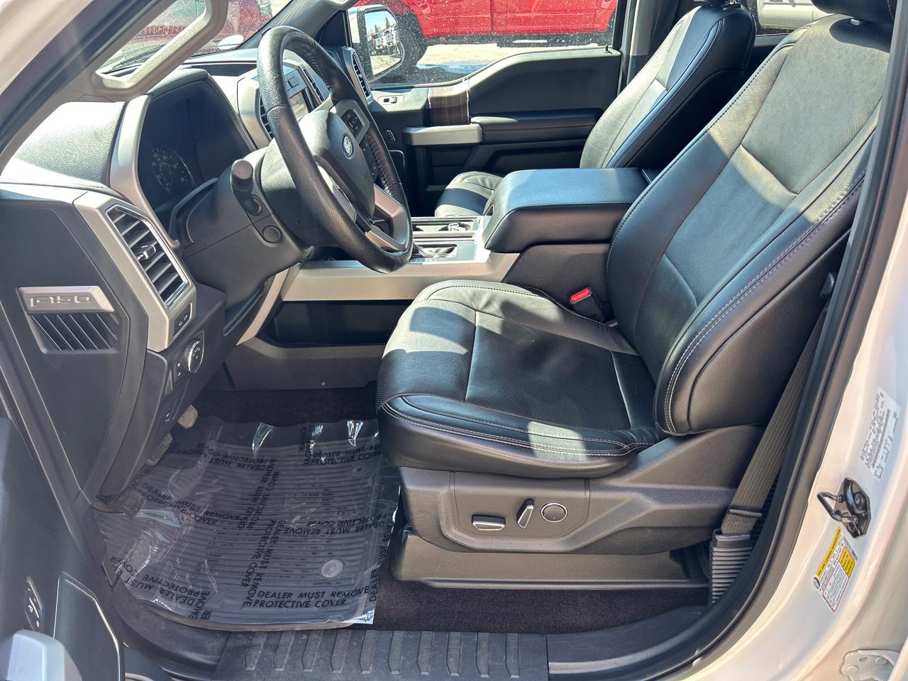 Ford F-150 4WD SuperCrew 145" Lariat 2016