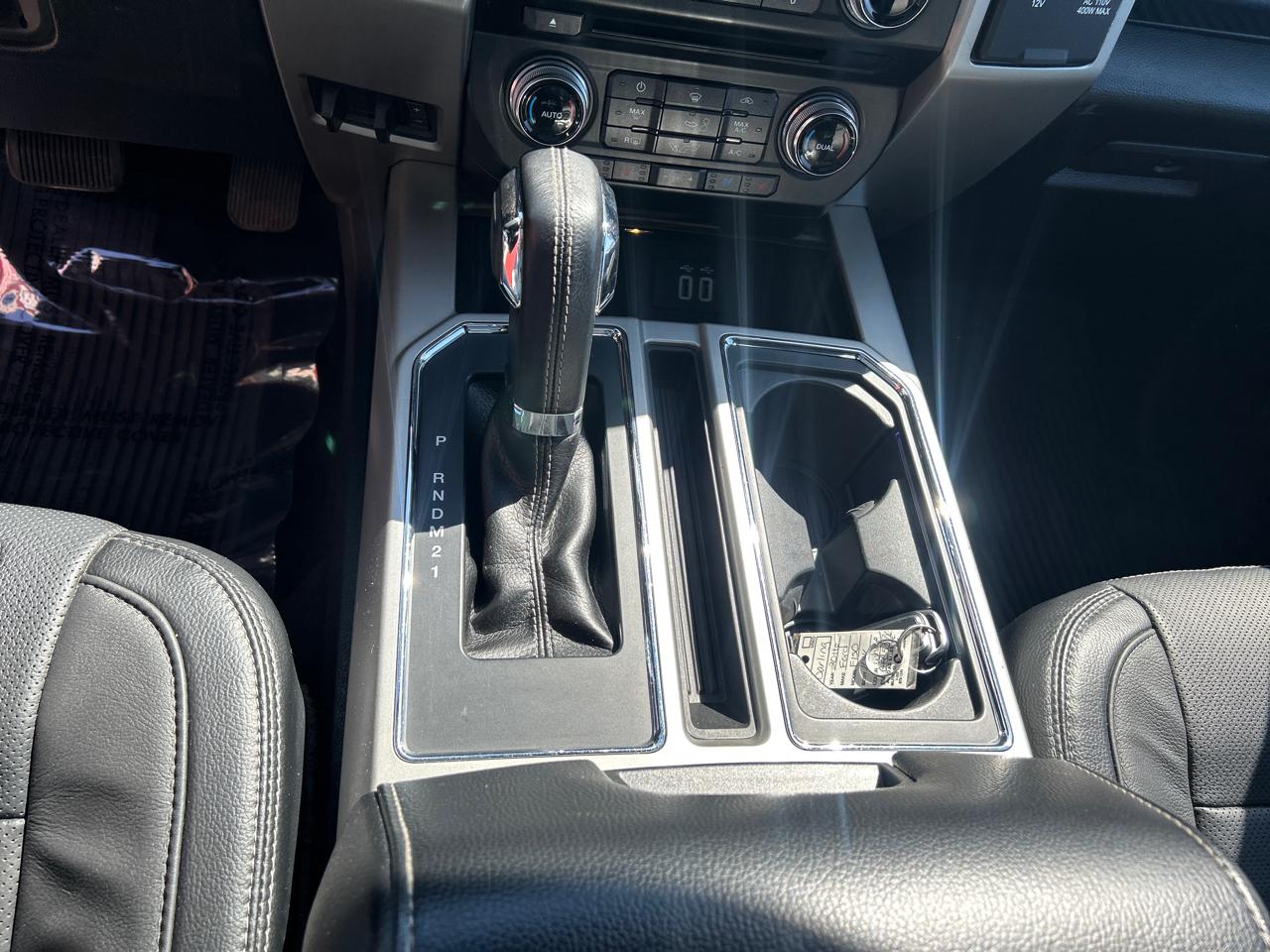 Ford F-150 4WD SuperCrew 145" Lariat 2016