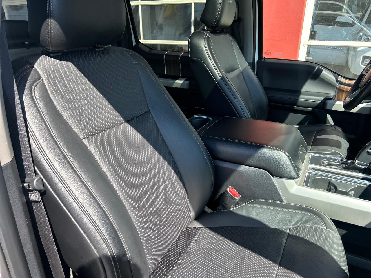 Ford F-150 4WD SuperCrew 145" Lariat 2016