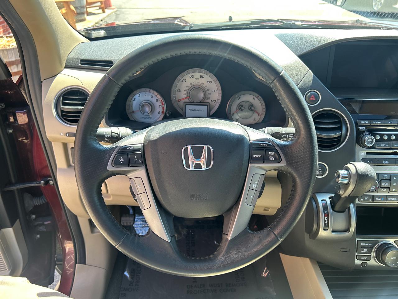 Honda Pilot 4WD 4dr Touring w/RES & Navi 2012