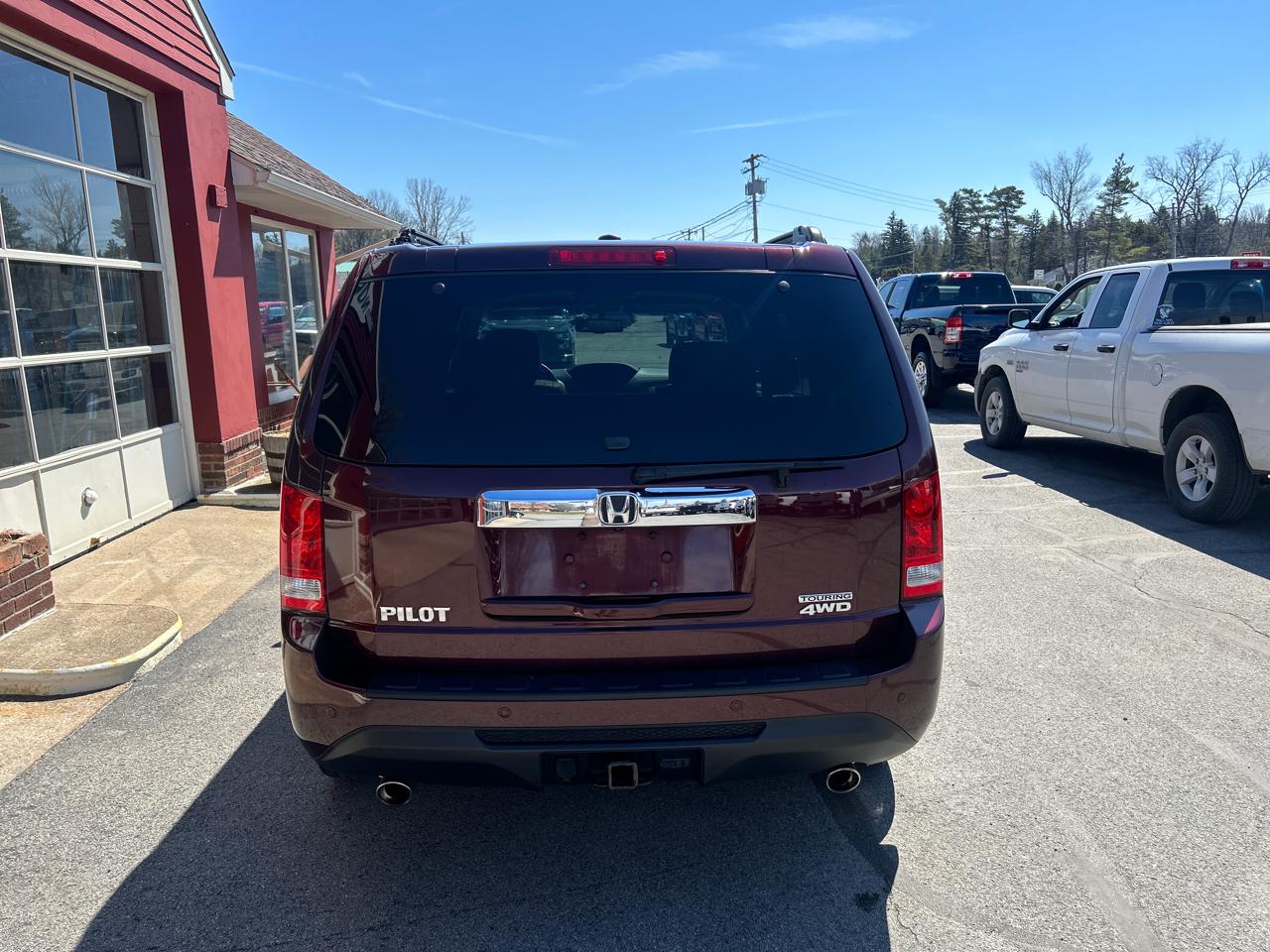 Honda Pilot 4WD 4dr Touring w/RES & Navi 2012