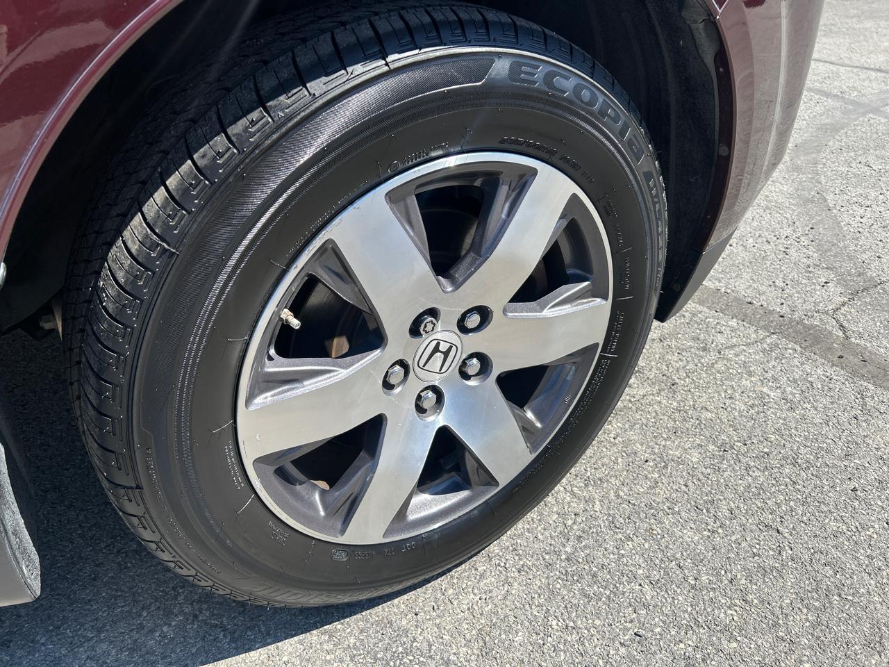 Honda Pilot 4WD 4dr Touring w/RES & Navi 2012