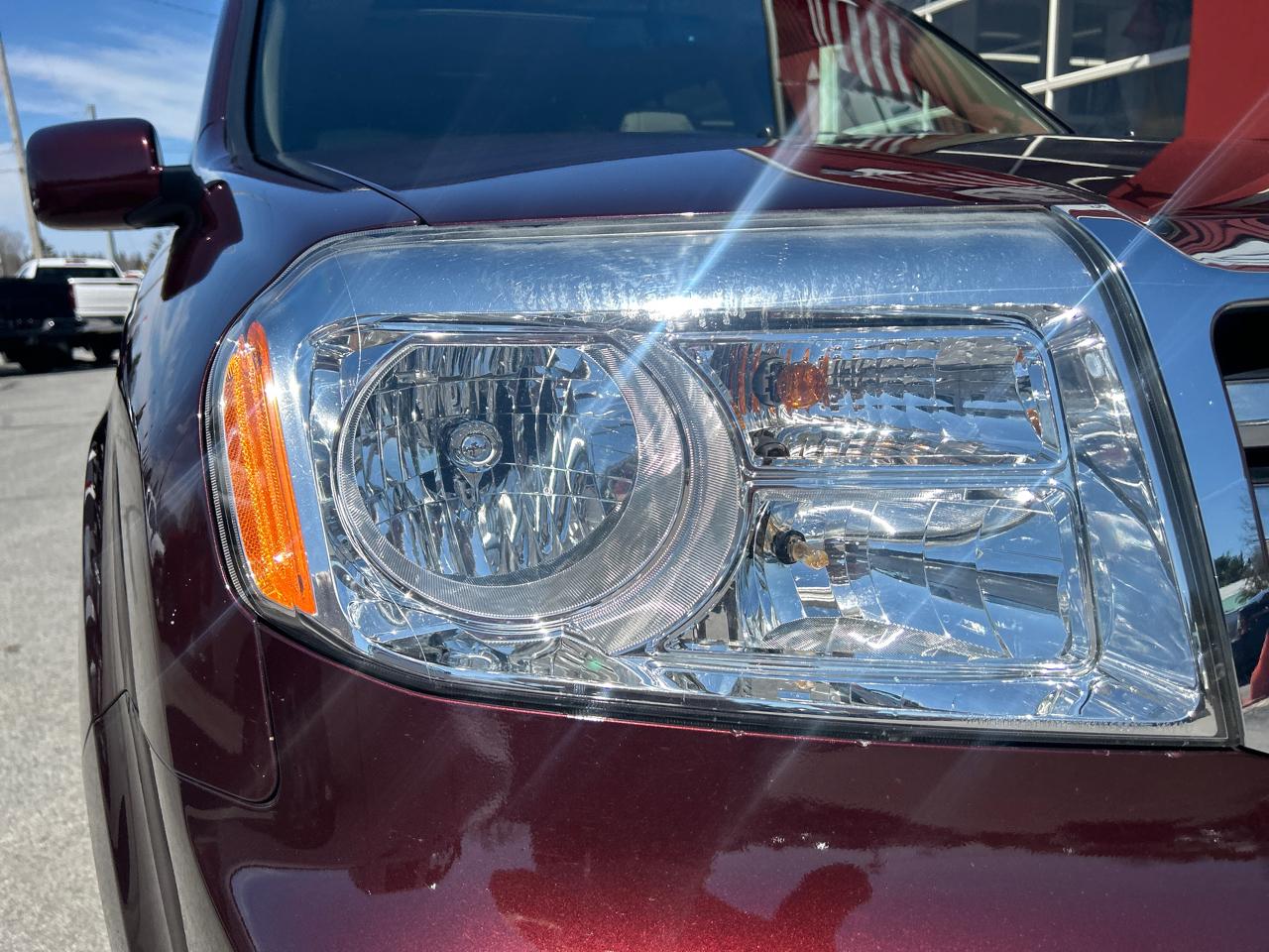 Honda Pilot 4WD 4dr Touring w/RES & Navi 2012