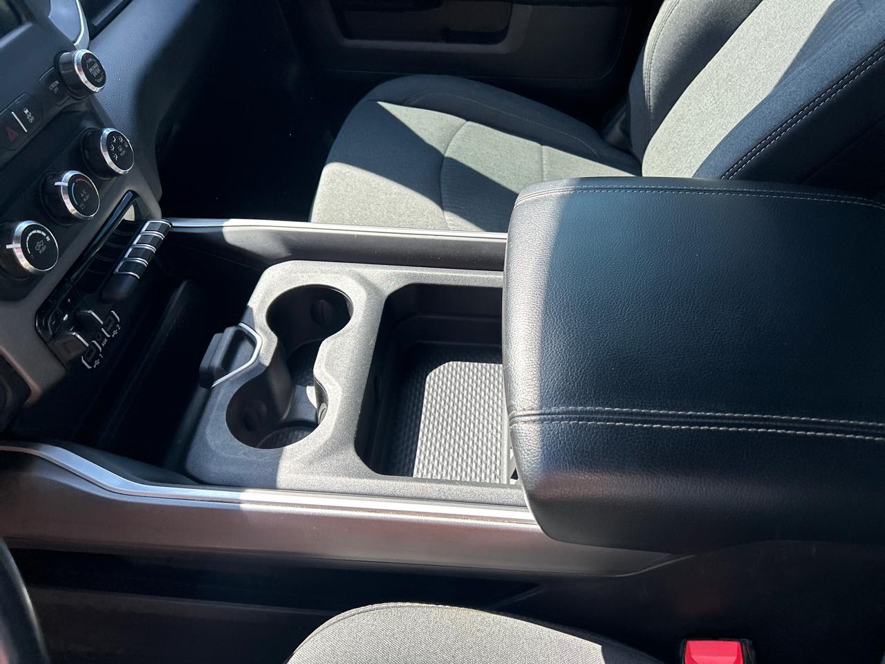 RAM 2500 Big Horn 4x4 Crew Cab 6'4" Box 2023