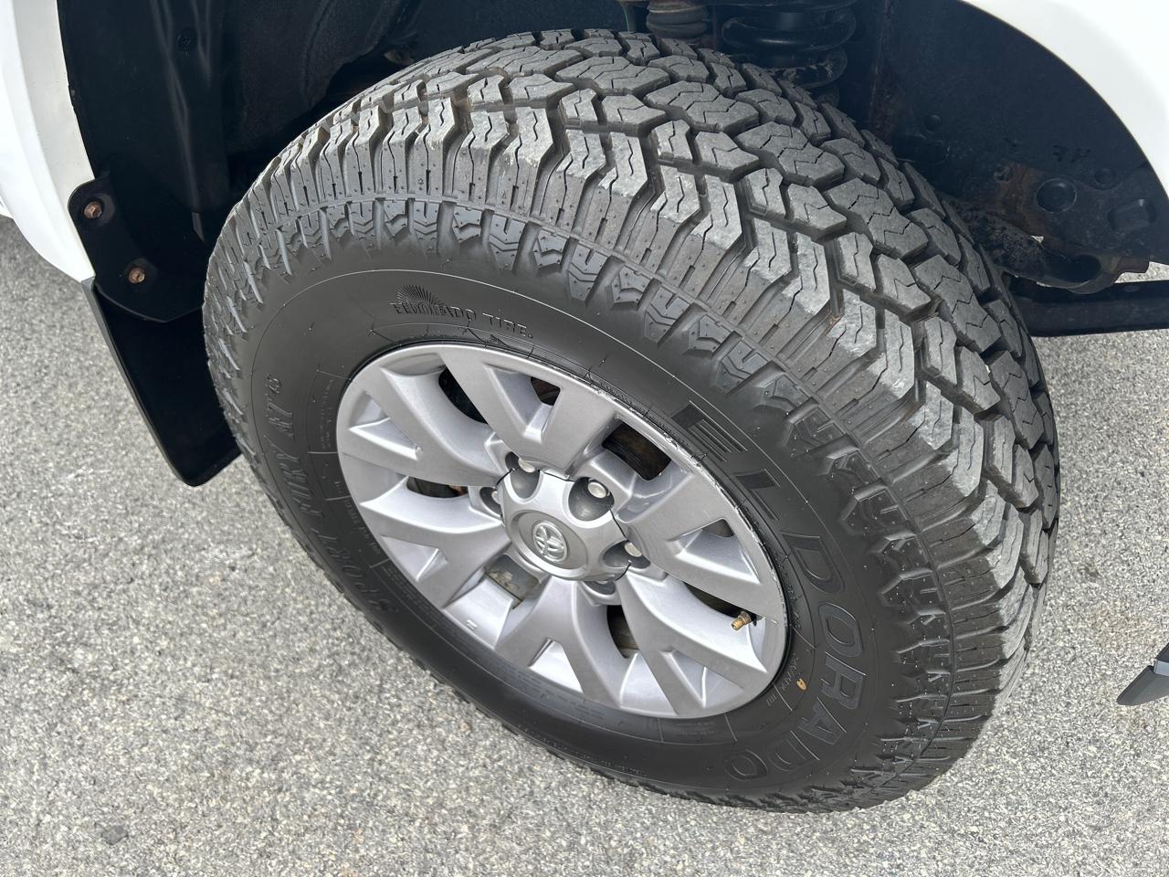 Toyota Tacoma 4WD SR5 Access Cab 6' Bed V6 AT (Natl) 2019