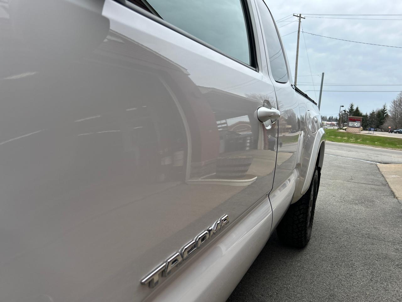 Toyota Tacoma 4WD SR5 Access Cab 6' Bed V6 AT (Natl) 2019