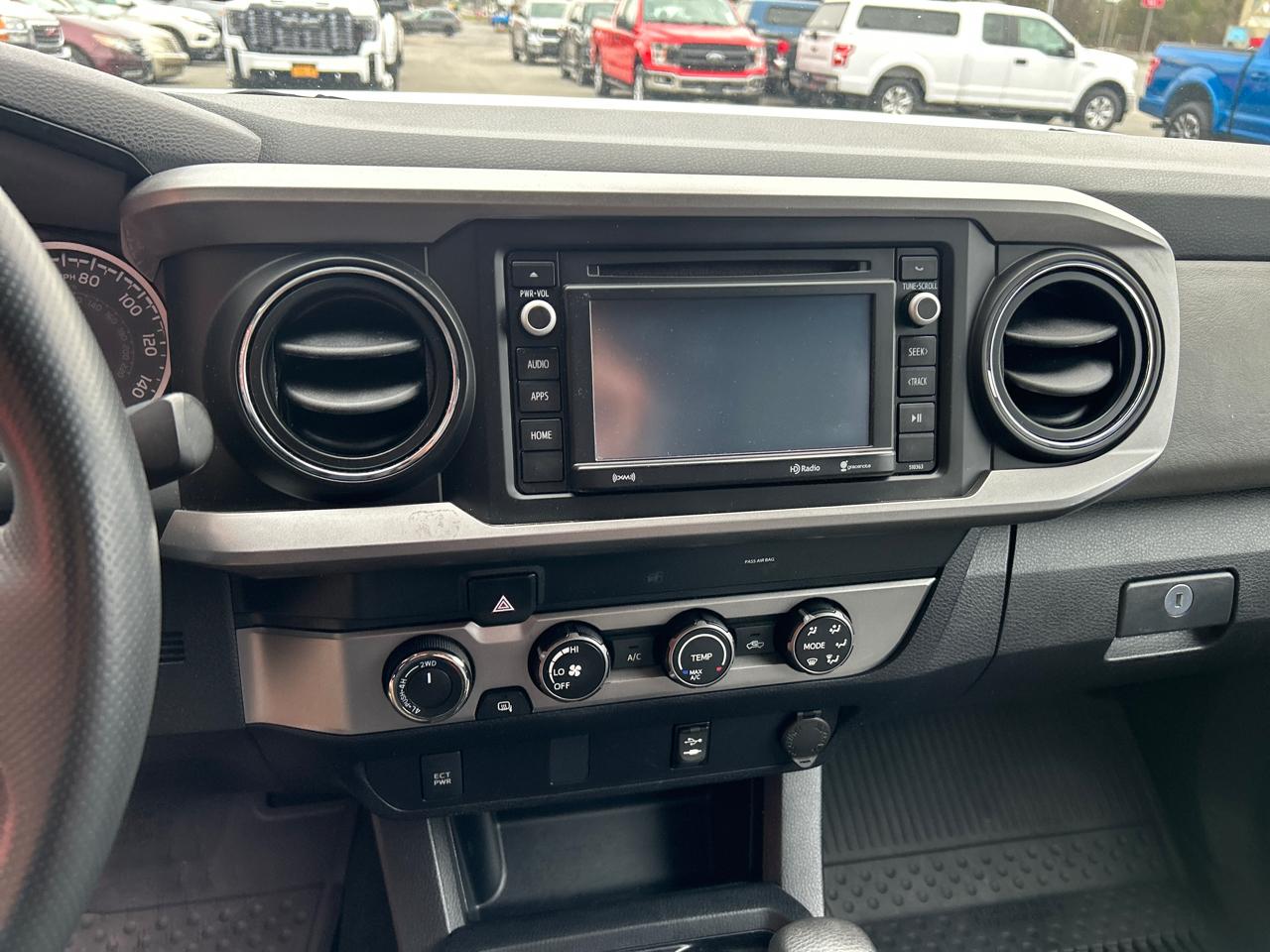 Toyota Tacoma 4WD SR5 Access Cab 6' Bed V6 AT (Natl) 2019