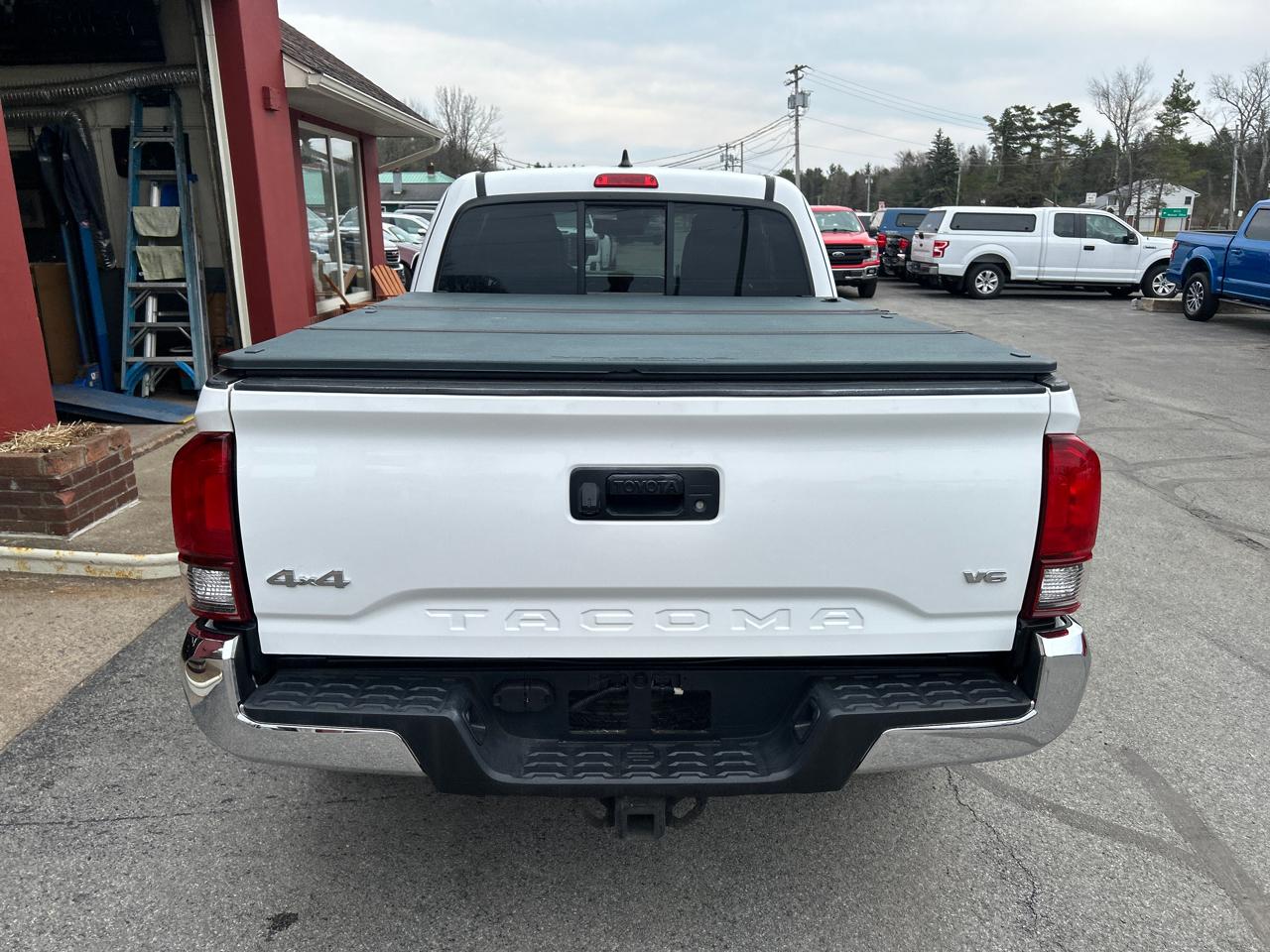 Toyota Tacoma 4WD SR5 Access Cab 6' Bed V6 AT (Natl) 2019