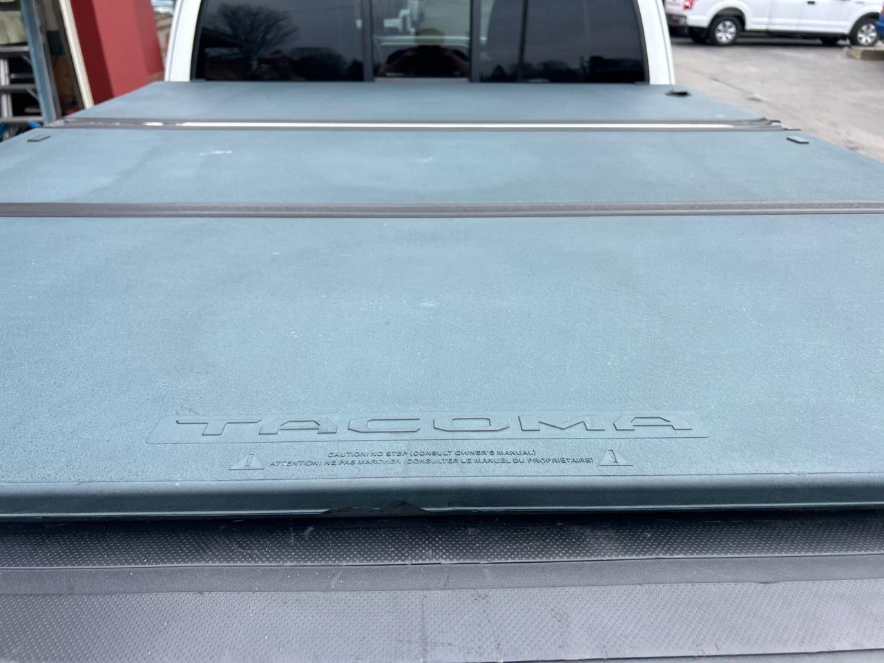 Toyota Tacoma 4WD SR5 Access Cab 6' Bed V6 AT (Natl) 2019