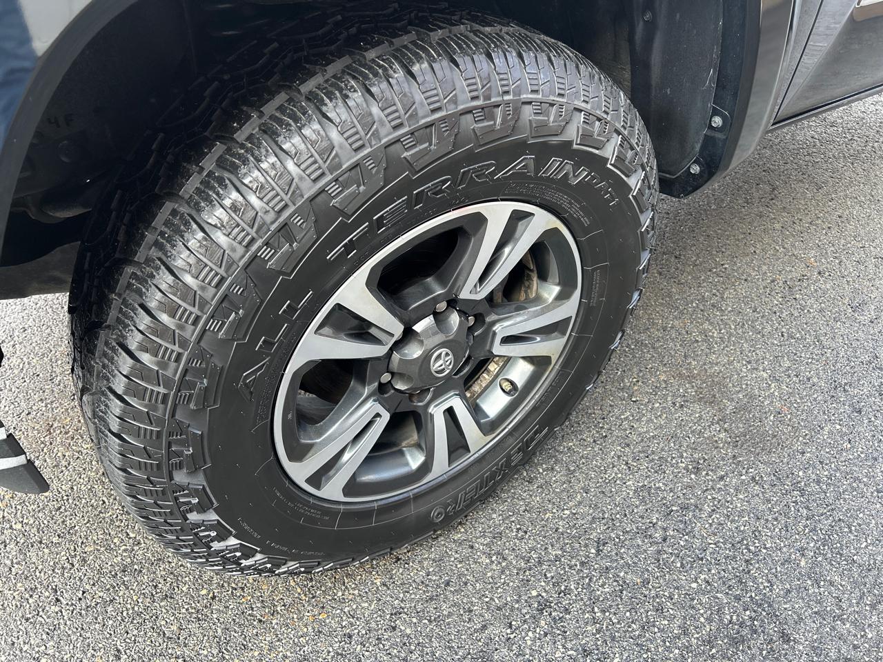 Toyota Tacoma 4WD Double Cab V6 AT TRD Sport (Natl) 2018