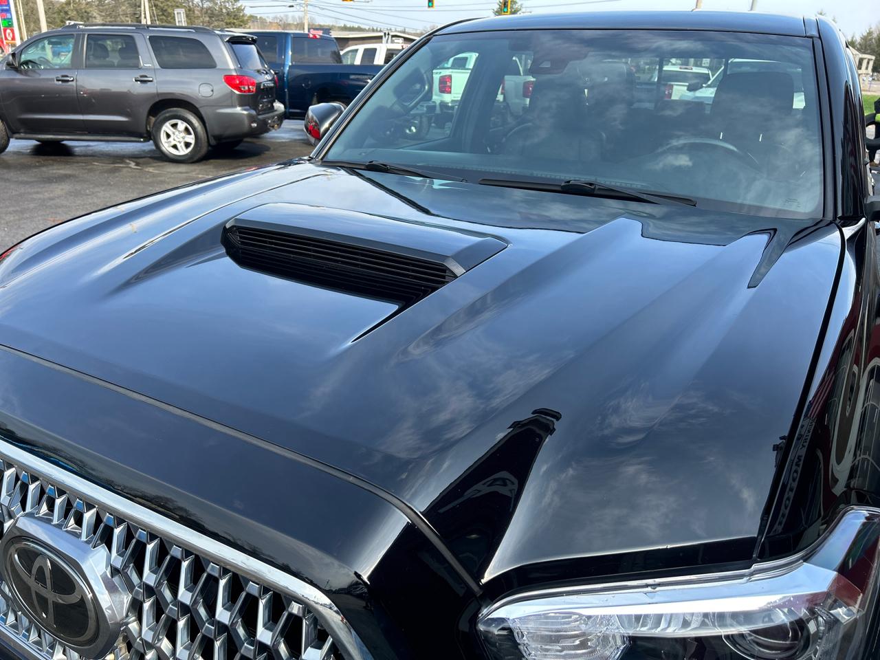 Toyota Tacoma 4WD Double Cab V6 AT TRD Sport (Natl) 2018