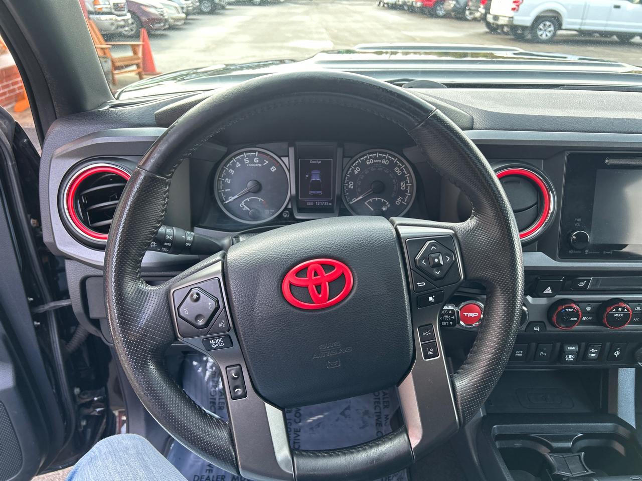Toyota Tacoma 4WD Double Cab V6 AT TRD Sport (Natl) 2018