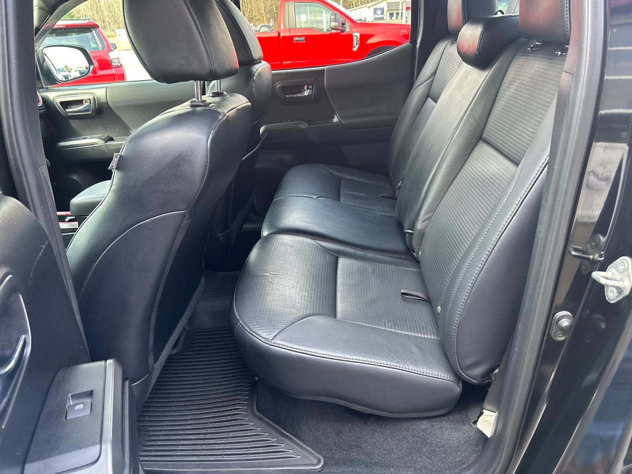 Toyota Tacoma 4WD Double Cab V6 AT TRD Sport (Natl) 2018