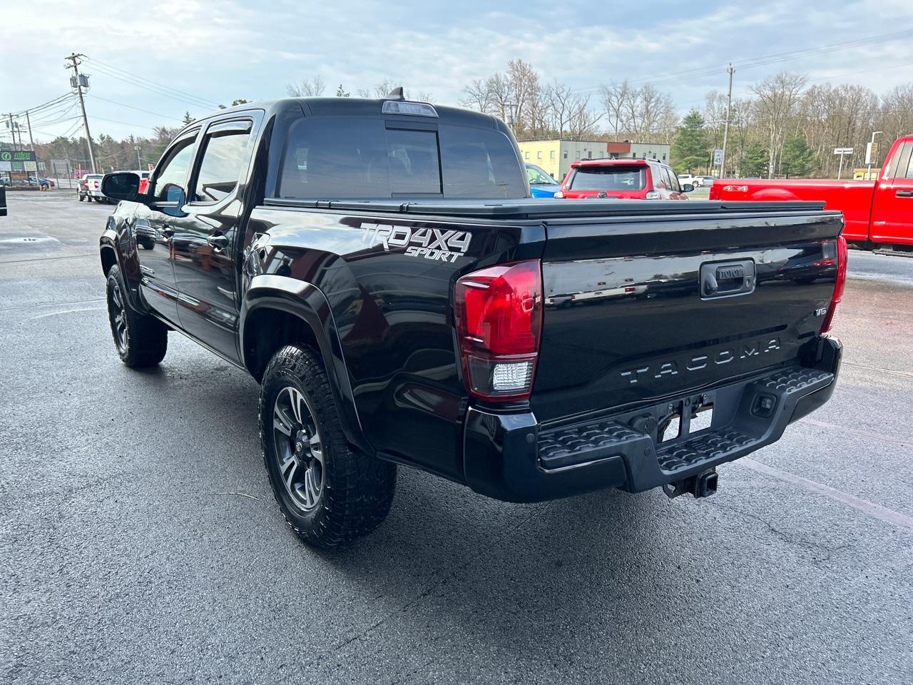 Toyota Tacoma 4WD Double Cab V6 AT TRD Sport (Natl) 2018