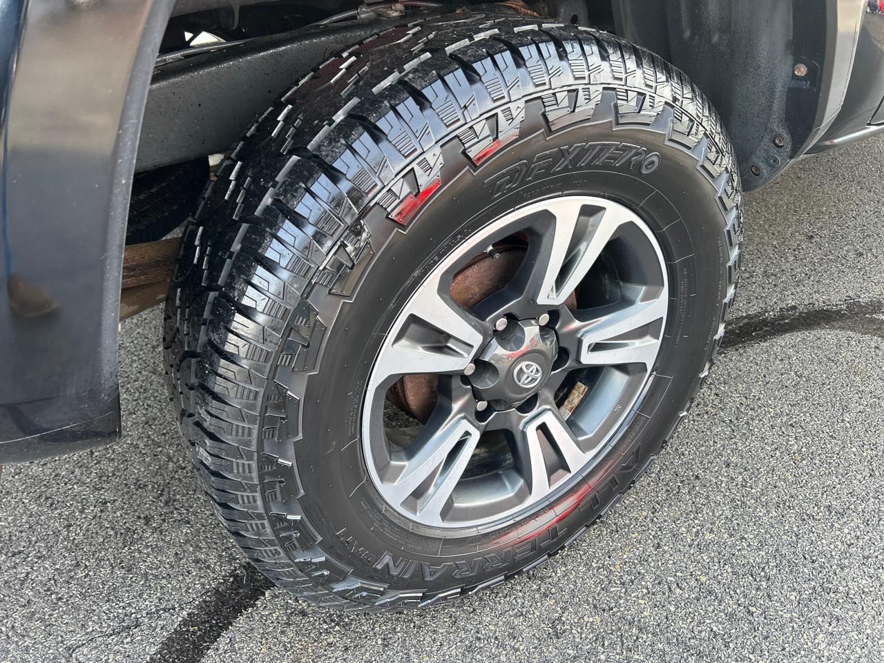 Toyota Tacoma 4WD Double Cab V6 AT TRD Sport (Natl) 2018