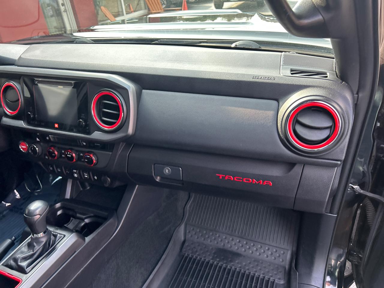 Toyota Tacoma 4WD Double Cab V6 AT TRD Sport (Natl) 2018