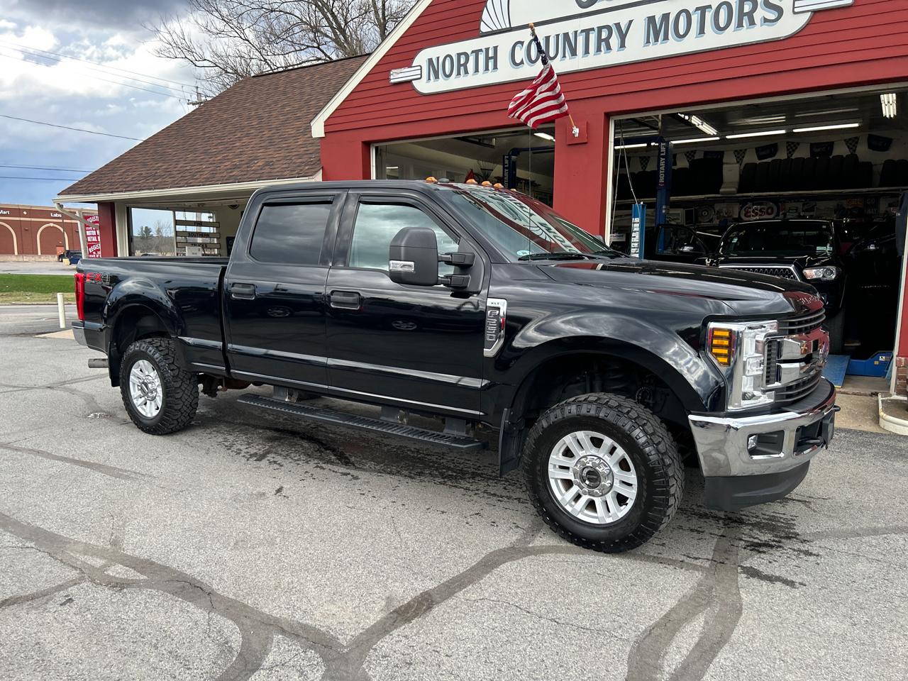 Ford Super Duty F-250 SRW XLT 4WD Crew Cab 6.75' Box 2019