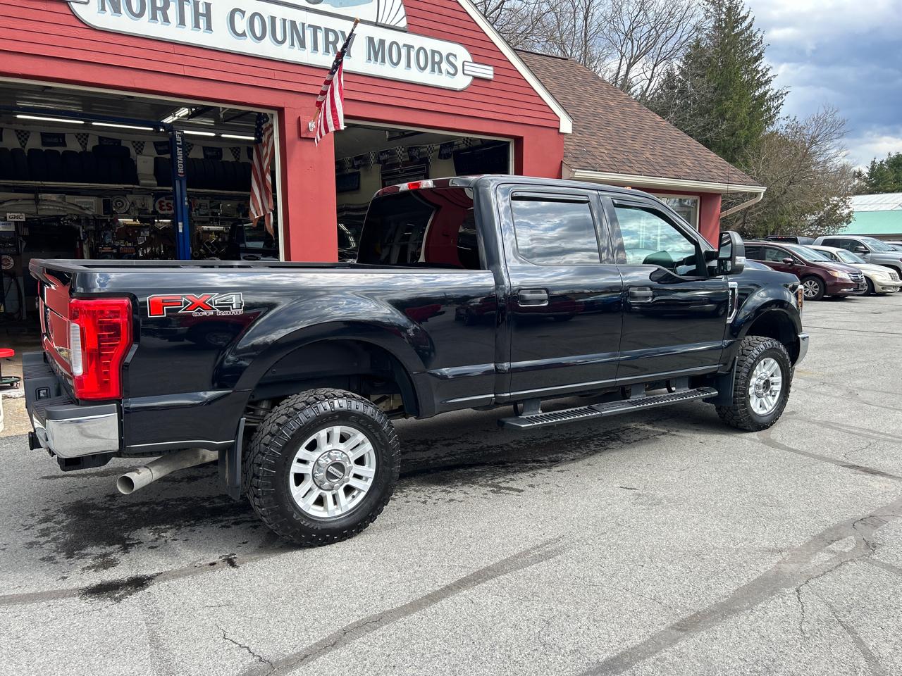 Ford Super Duty F-250 SRW XLT 4WD Crew Cab 6.75' Box 2019