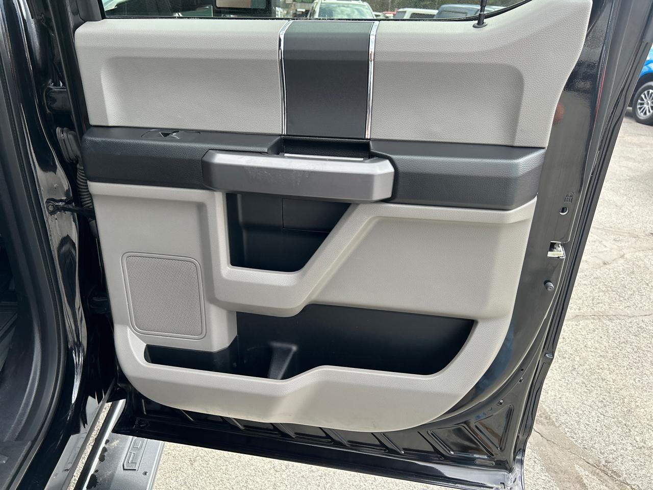 Ford Super Duty F-250 SRW XLT 4WD Crew Cab 6.75' Box 2019